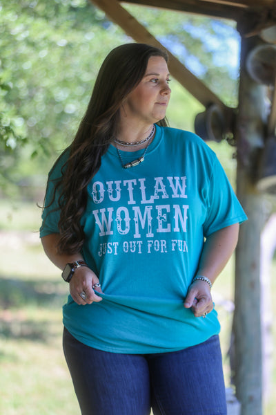 Outlaw Women Tee