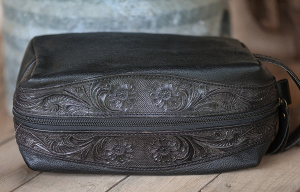 Tooled Corner Toiletry Bag